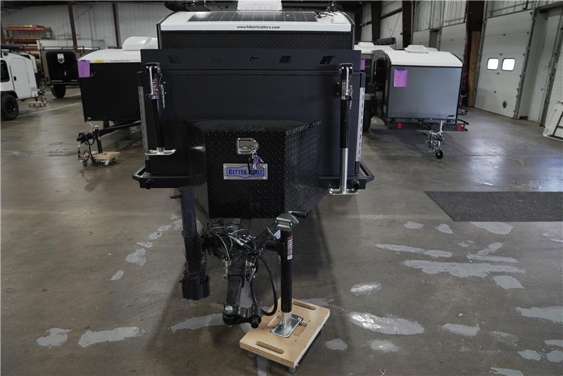 d99fd327-c7ea-4841-a0d4-d6d6e7492e32